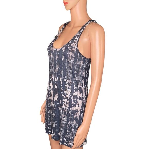 Mossimo Supply Co. Lightweight Tank Top w Abstract Print Womens Size Medium - Picture 2 of 5